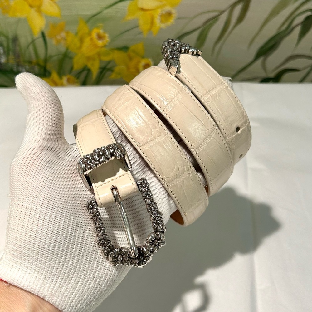 Brighton Cream Croc-Embossed Leather Belt with Ornate Silver Daisy Buckle